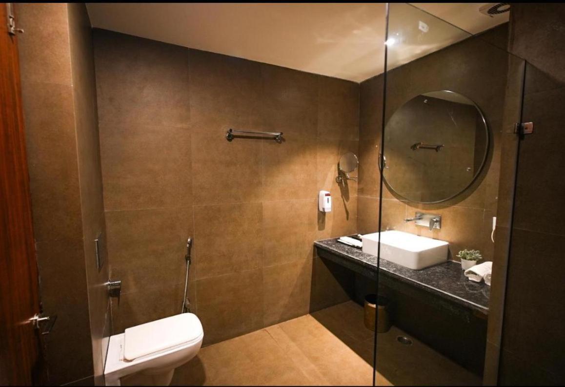 Hotel Aiims New Delhi Ngoại thất bức ảnh