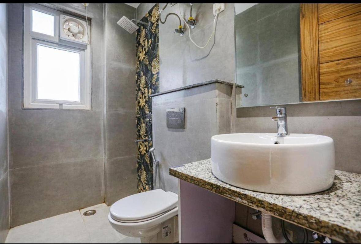 Hotel Aiims New Delhi Ngoại thất bức ảnh