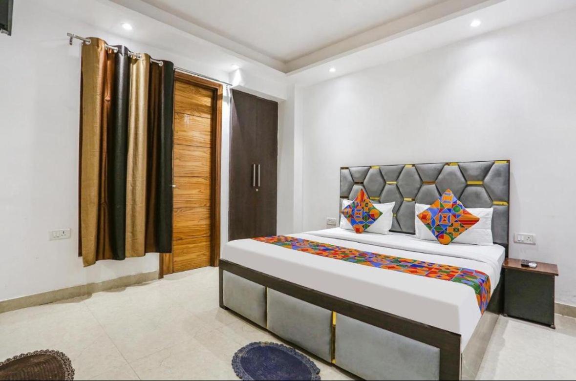 Hotel Aiims New Delhi Ngoại thất bức ảnh